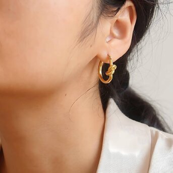 18K Gold Plated Knot earrings - Twinkle Charm